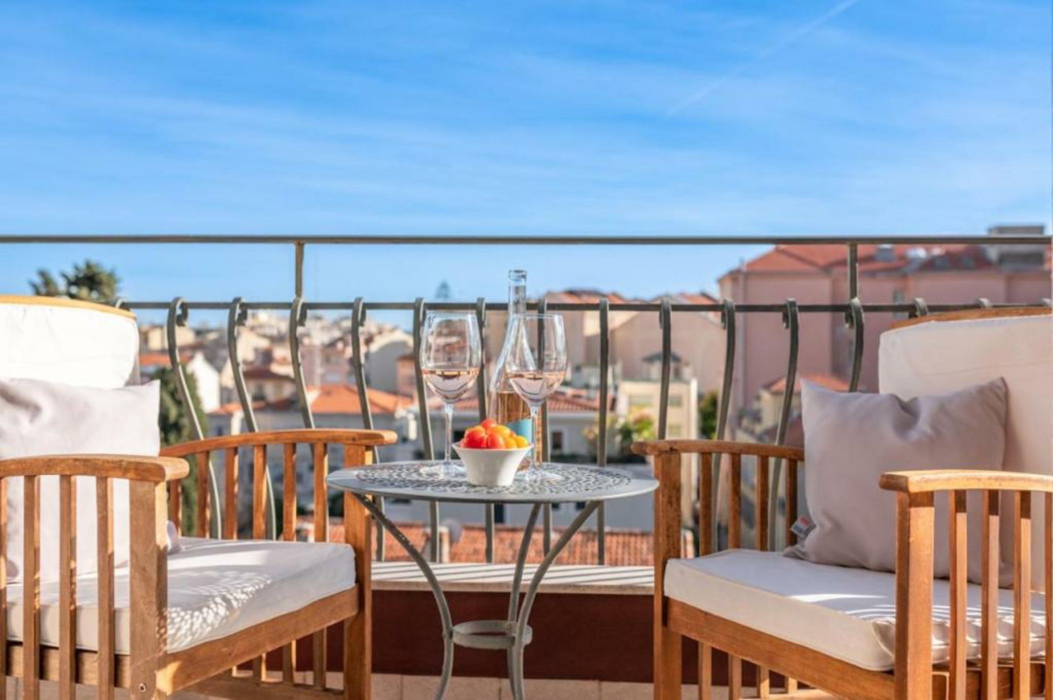 La Fabrique à Poupées - Chambres et Appartements de charme au coeur de Menton