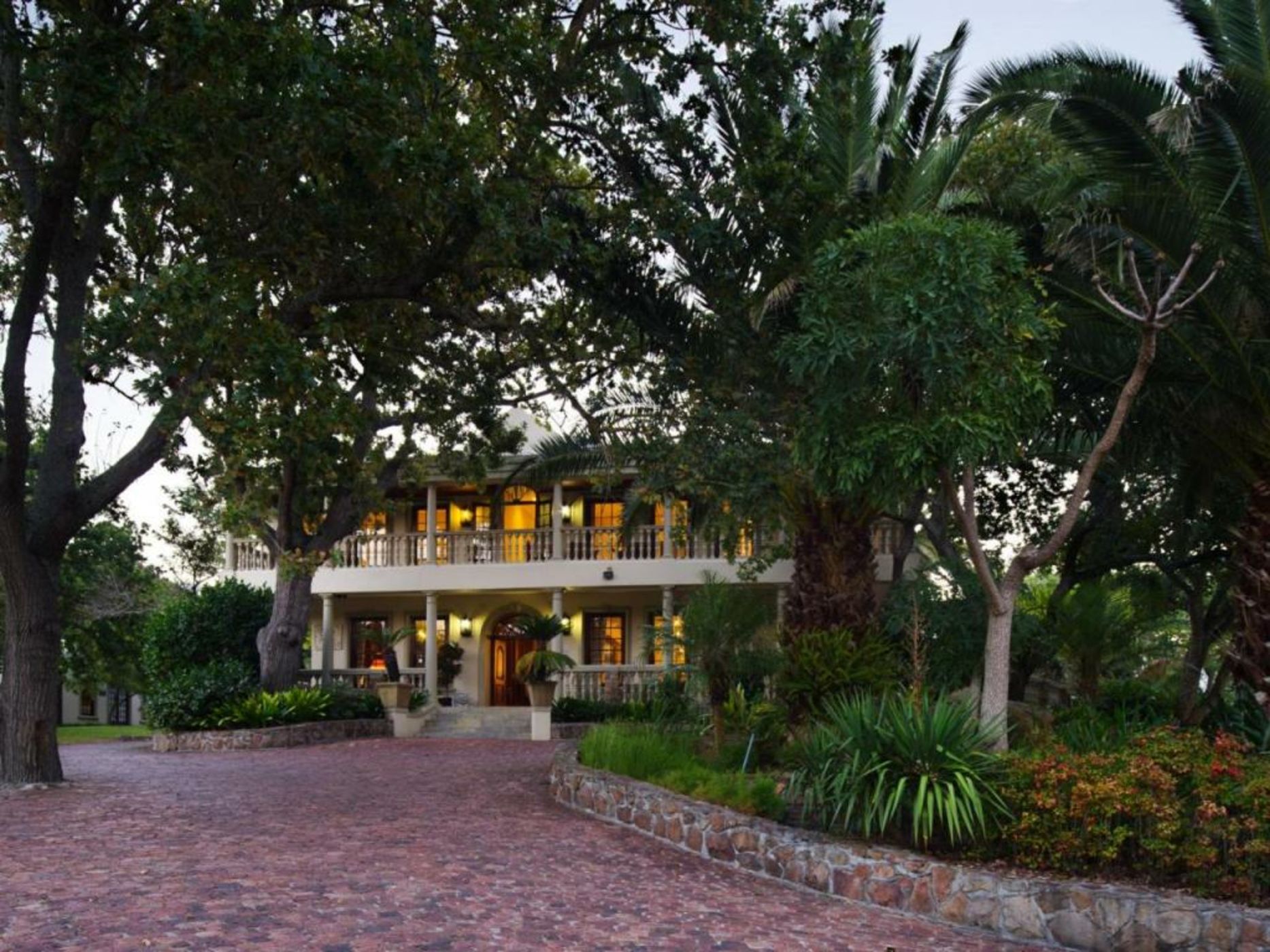 Ibis House