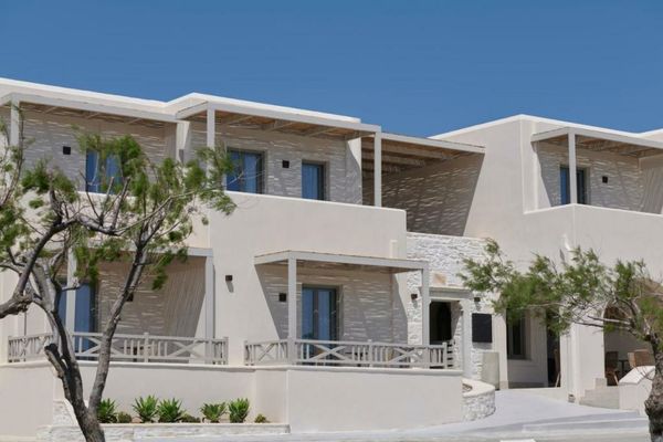 Salt Suites Paros