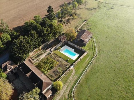 Le Manoir de Bénédicte B&B