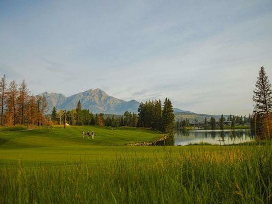 Fairmont Jasper Park Lodge