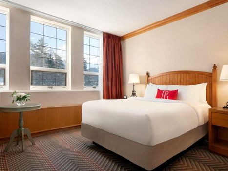 Fairmont Jasper Park Lodge