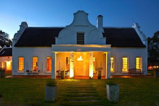 Holden Manz Country House
