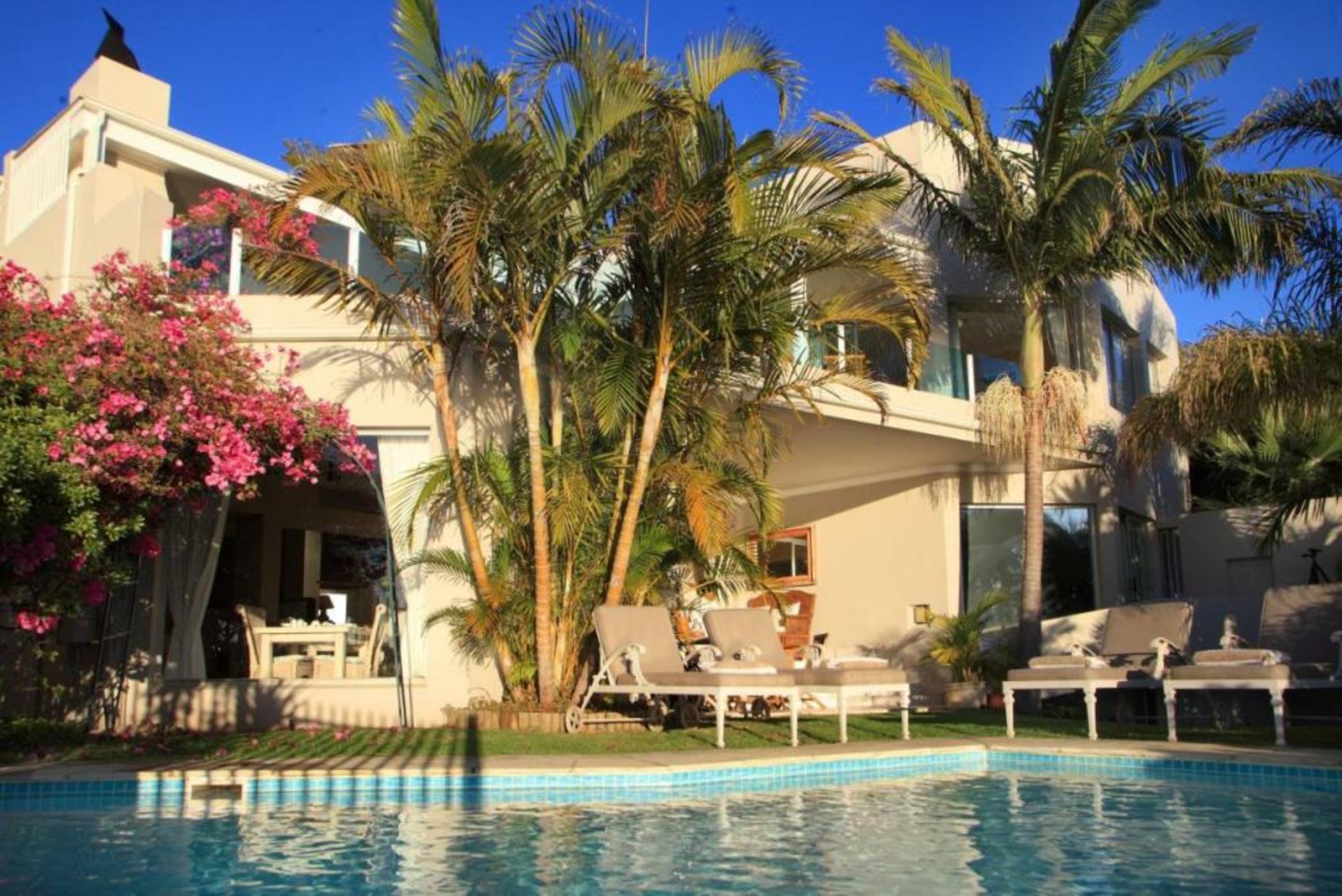 Ocean Watch Guest House