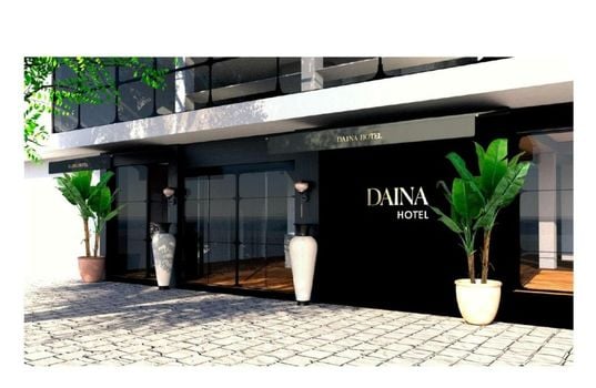Hoposa Daina- Adults Only