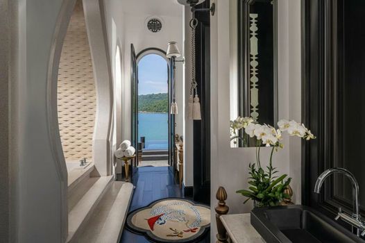 InterContinental Danang Sun Peninsula Resort by IHG