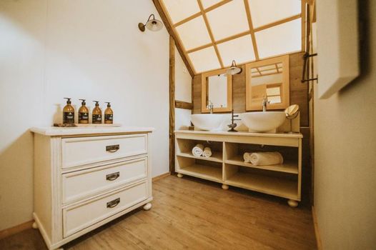 Herbal Glamping Resort Ljubno