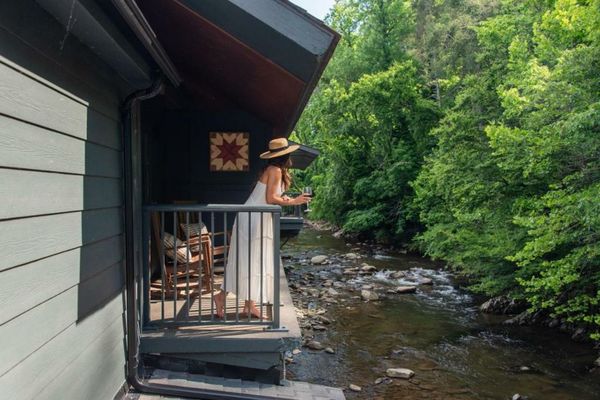 Historic Rocky Waters Inn, A Small Luxury Hotel