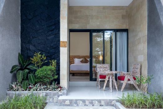 Senetan Villas and Spa Resort