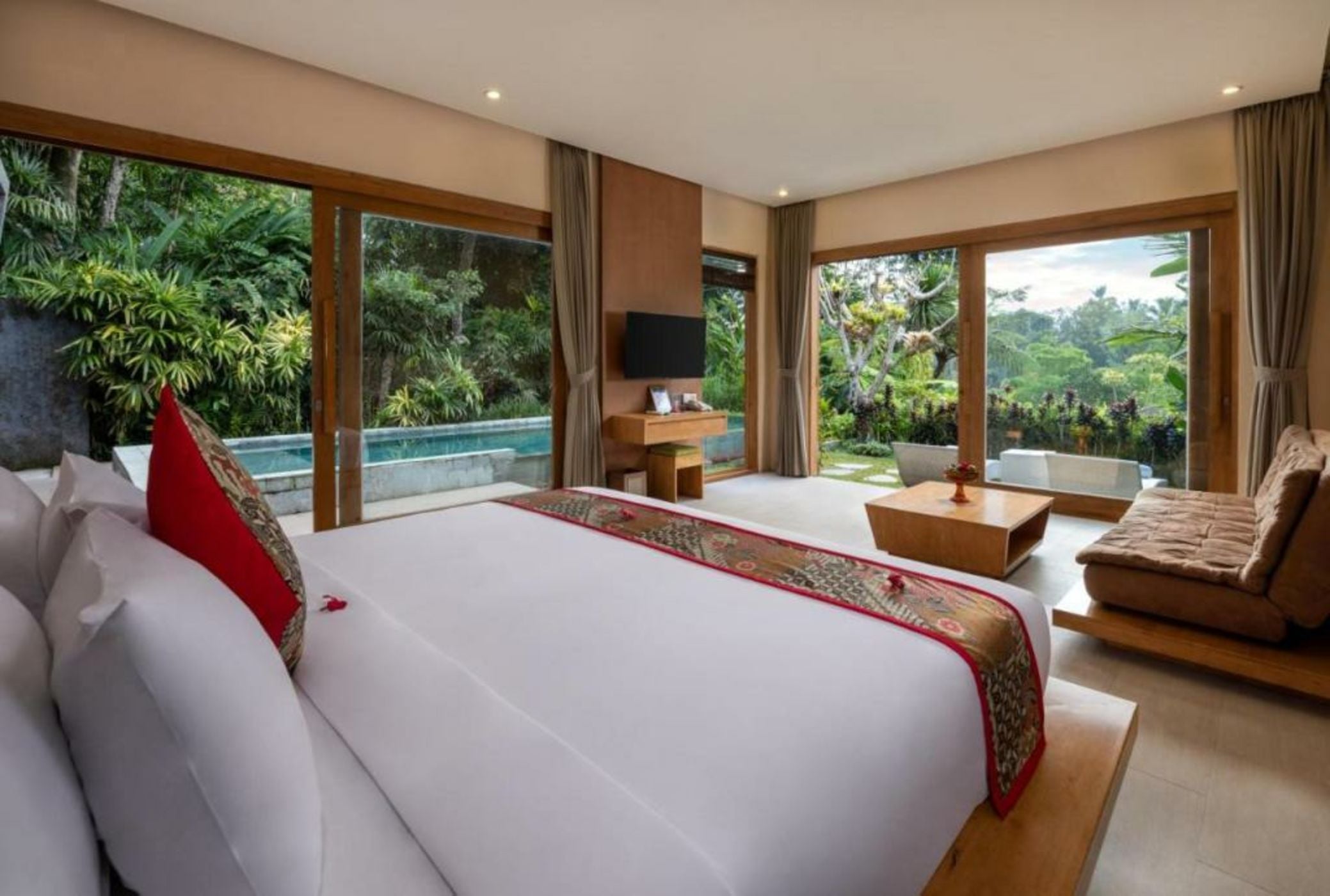 Senetan Villas and Spa Resort