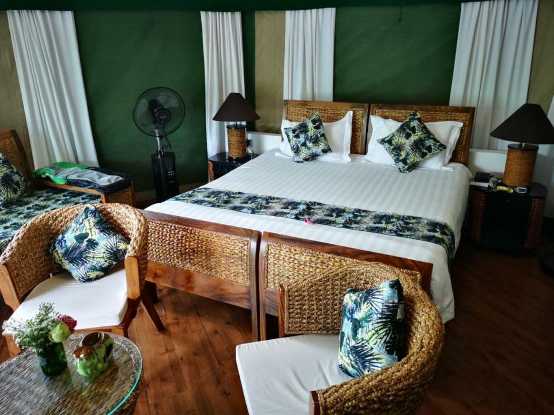 Canvas & Orchids Retreat