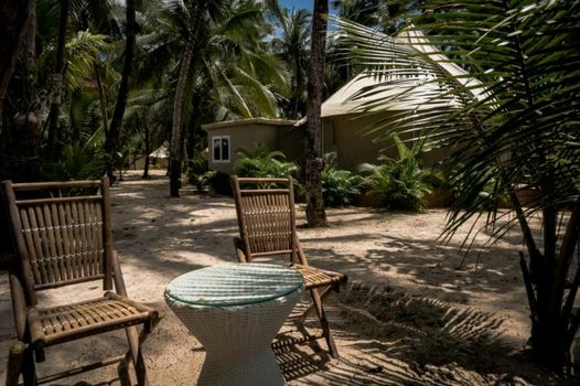 Canvas & Orchids Retreat