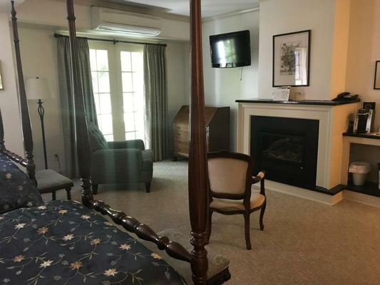 The Old Lyme Inn
