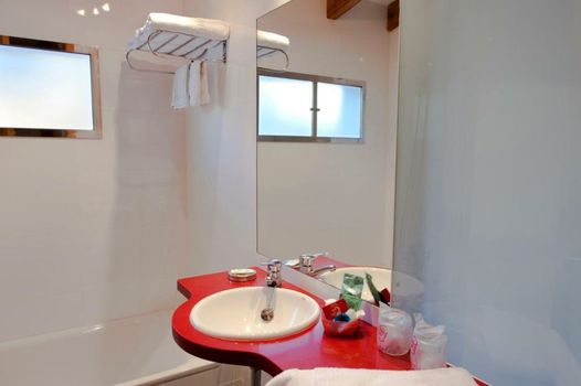 L'Host Boutique Rooms