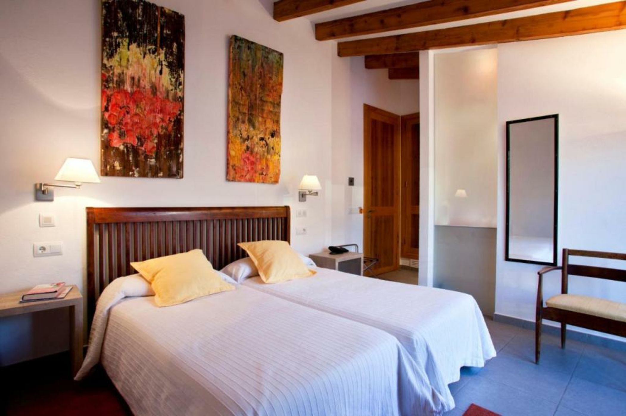 L'Host Boutique Rooms