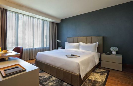 Makati Diamond Residences