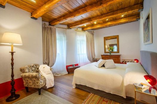 Castello Di Postignano Relais