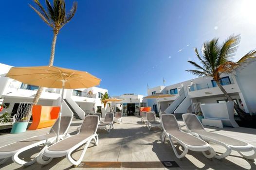 Aqua Suites