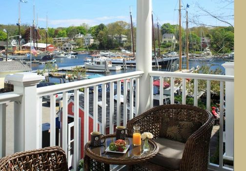 Grand Harbor Inn