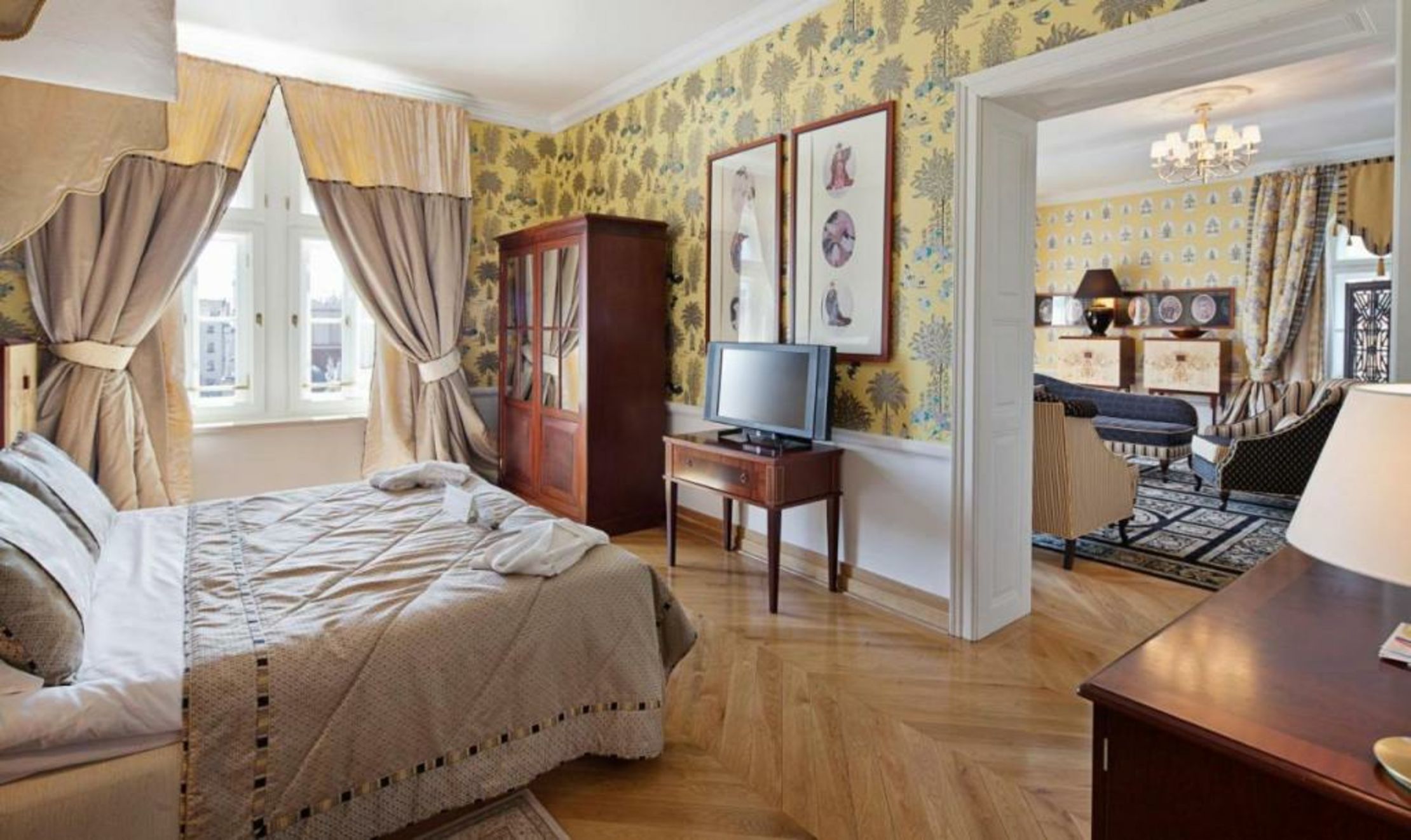 The Bonerowski Palace Boutique Hotel