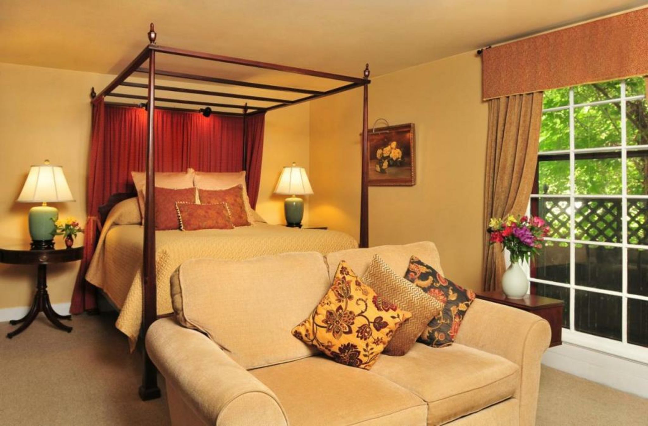 1795 Acorn Inn Bed and Breakfast