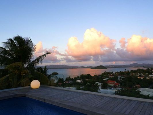 THE BAHI VILLA - Adults Only B&B