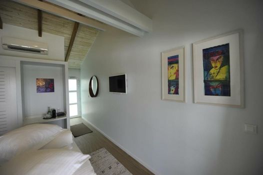 THE BAHI VILLA - Adults Only B&B