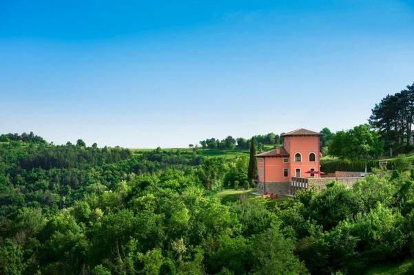 Palazzo Angelica Hilltop Luxury Villa with Pool, Spa & Views
