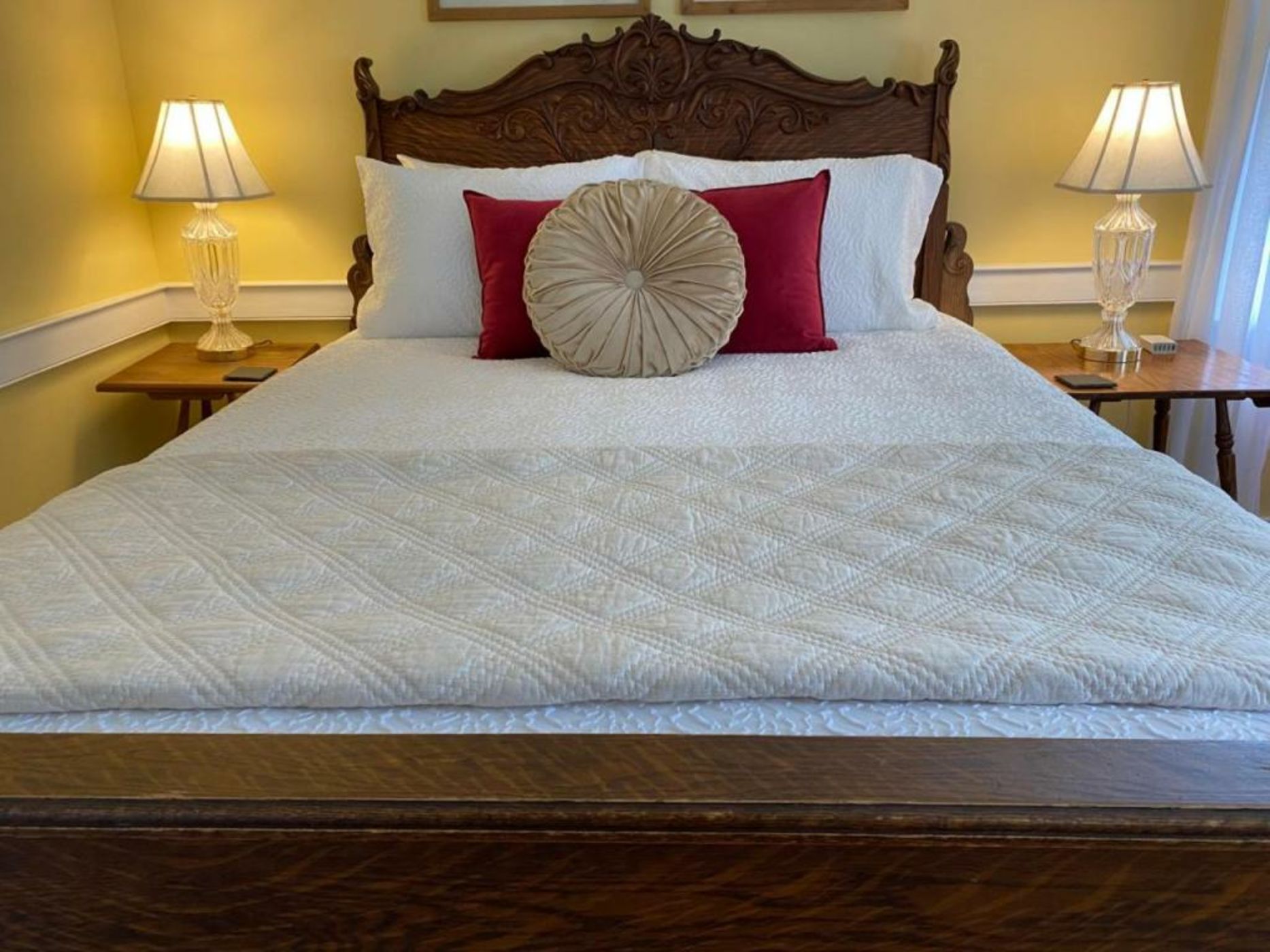 Spouter Inn Bed & Breakfast