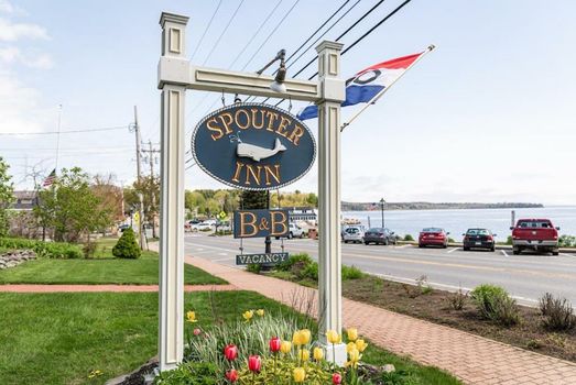 Spouter Inn Bed & Breakfast