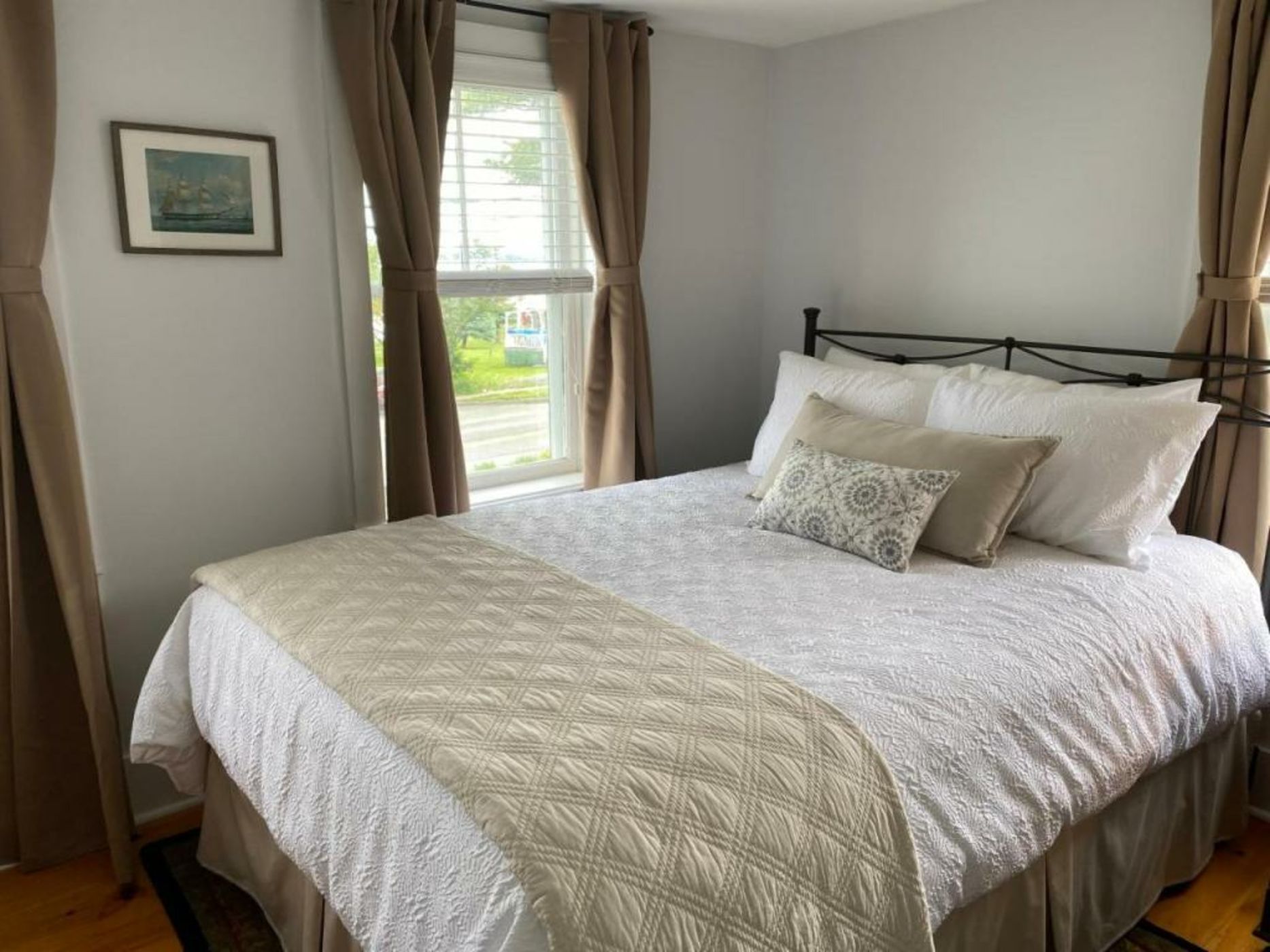 Spouter Inn Bed & Breakfast