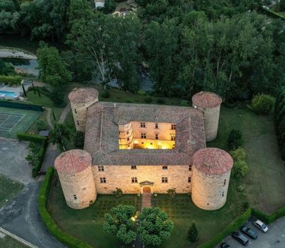Chateau des Ducs de Joyeuse, BW Signature Collection