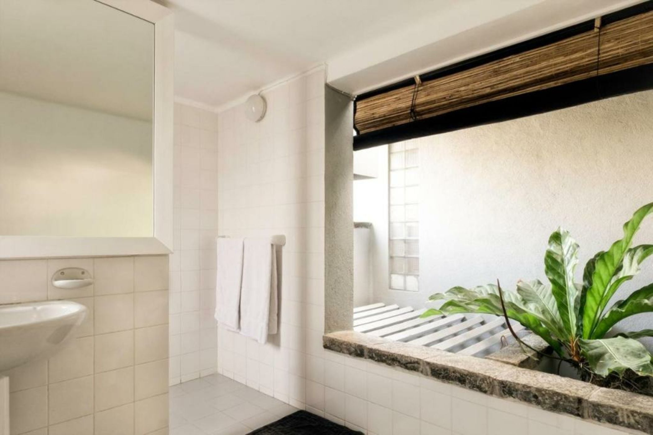 Mount Lodge Boutique Hotel