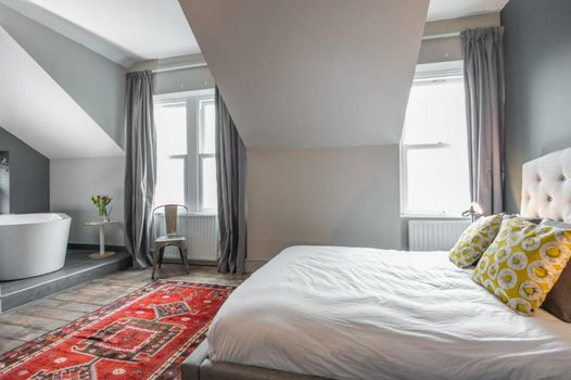 St Valery Boutique Bed + Breakfast