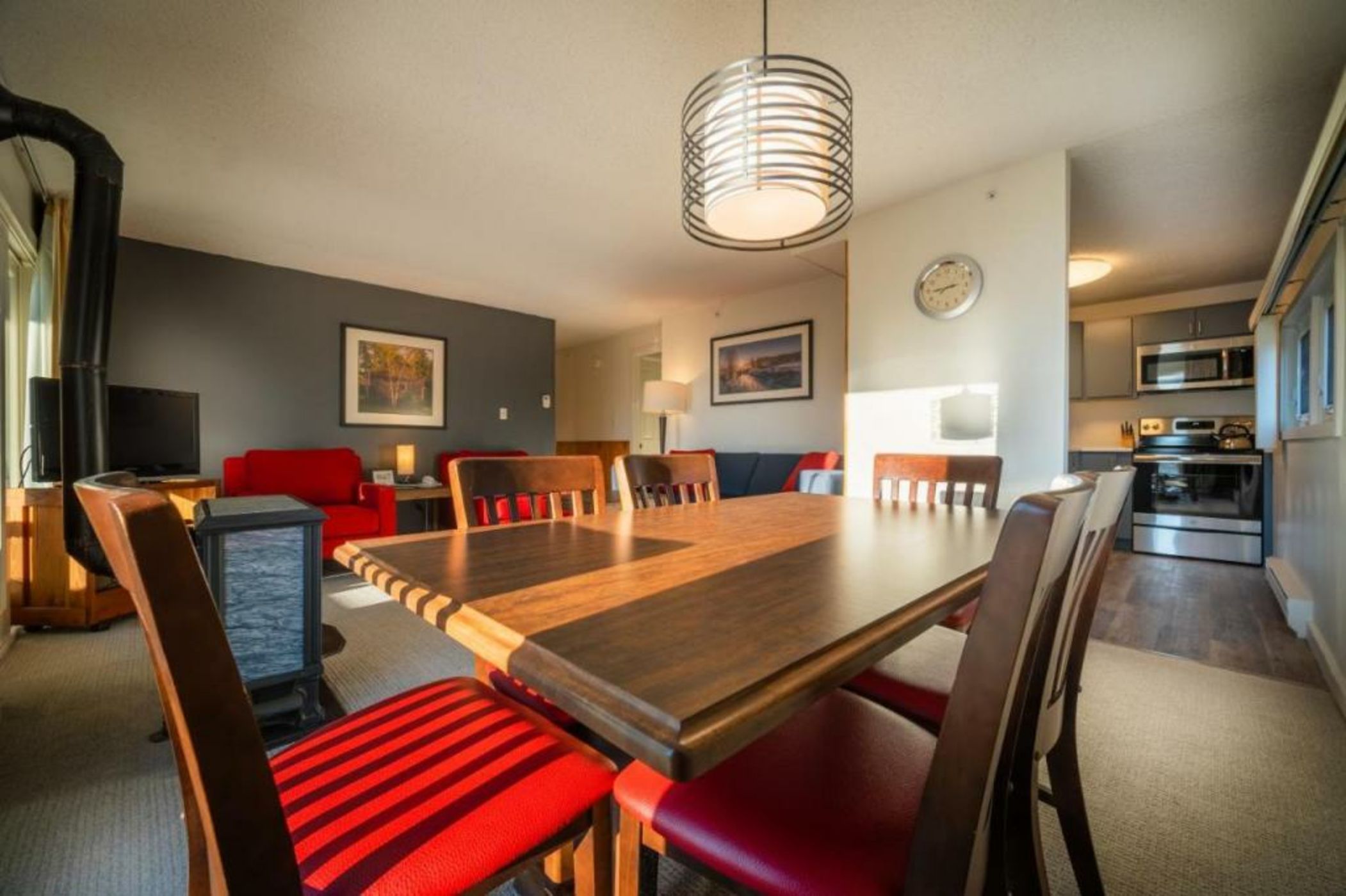 Sun & Ski Inn and Suites