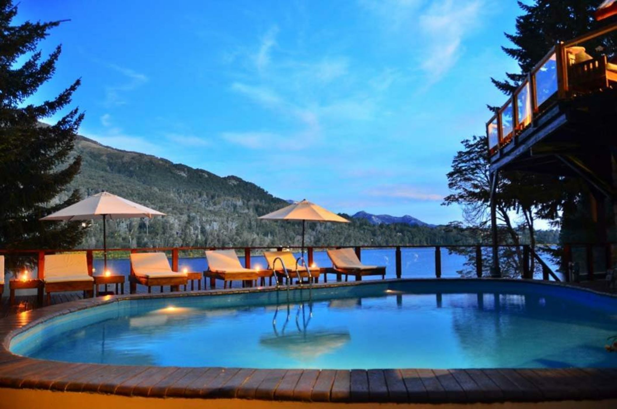 Dos Bahias Lake Resort