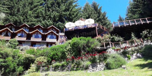 Dos Bahias Lake Resort