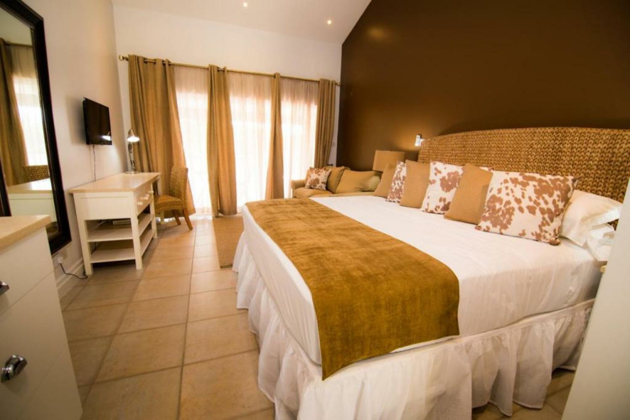 Blue Lagoon Hotel and Marina Ltd