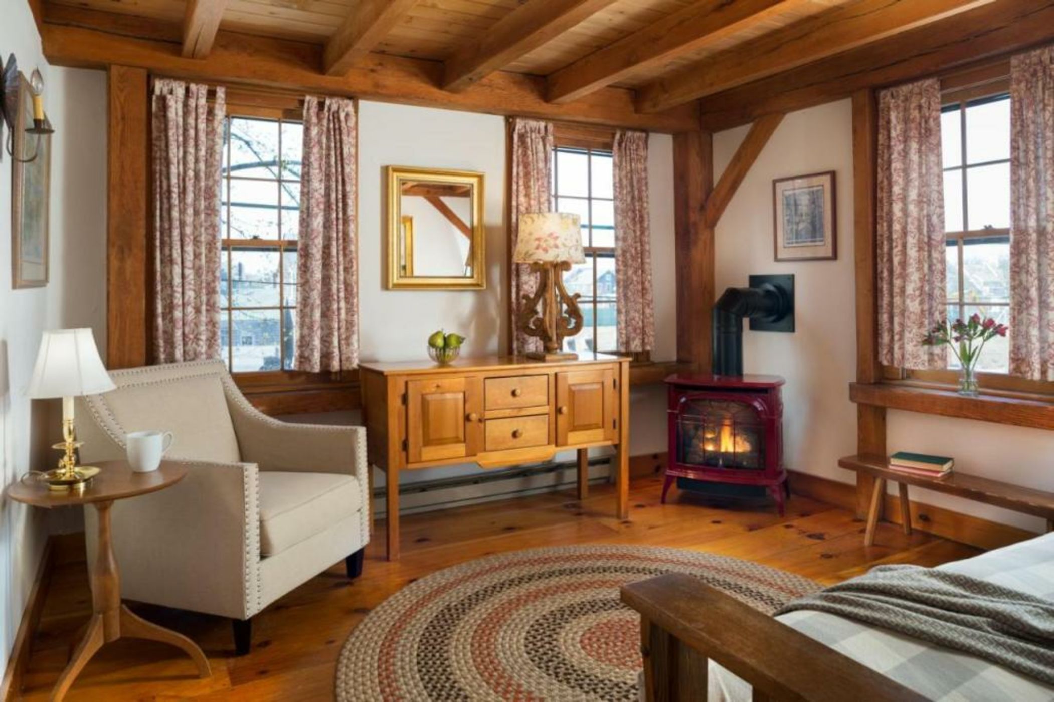 Seven Sea Street Inn