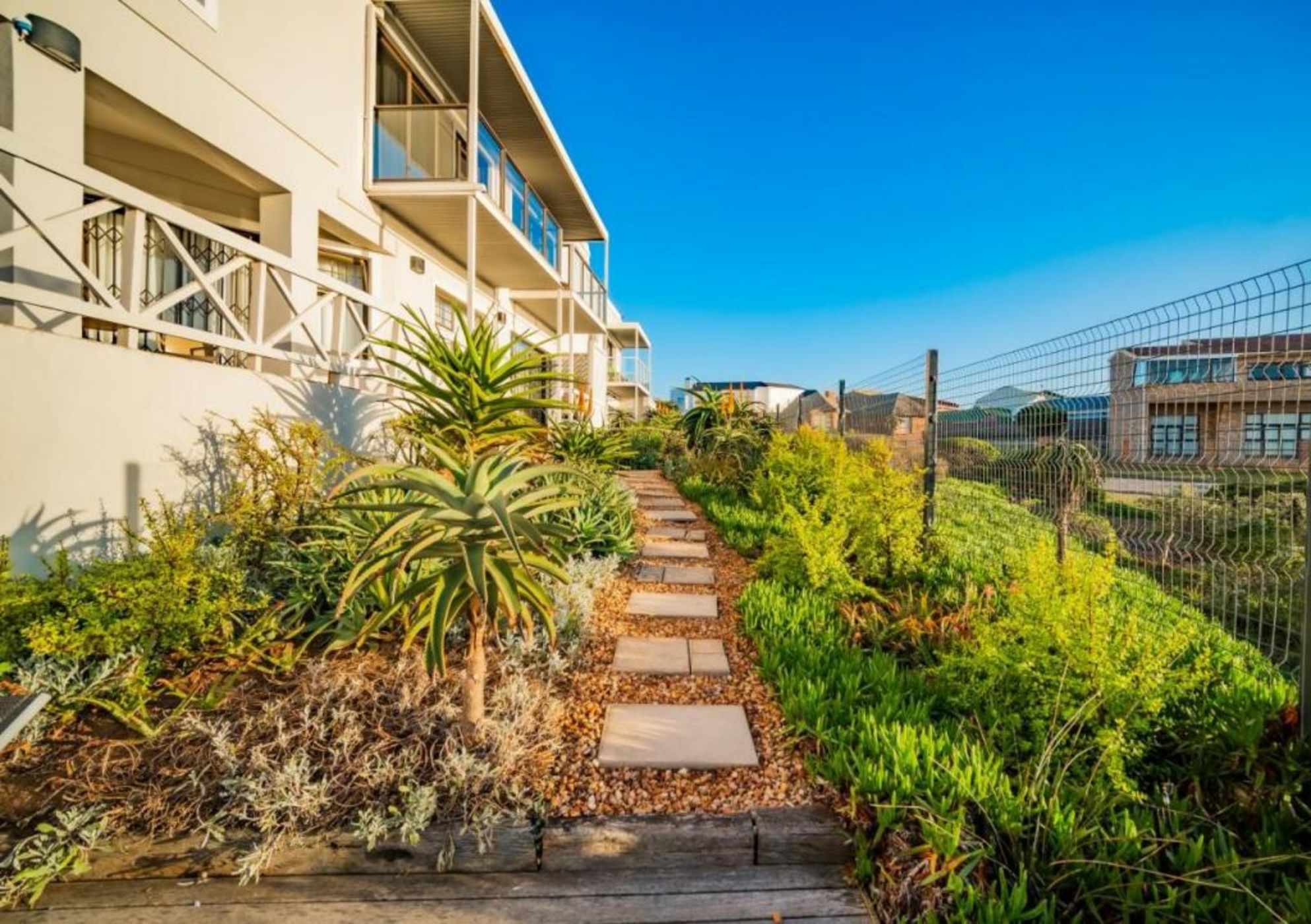 On the Beach Guesthouse Jeffreys Bay