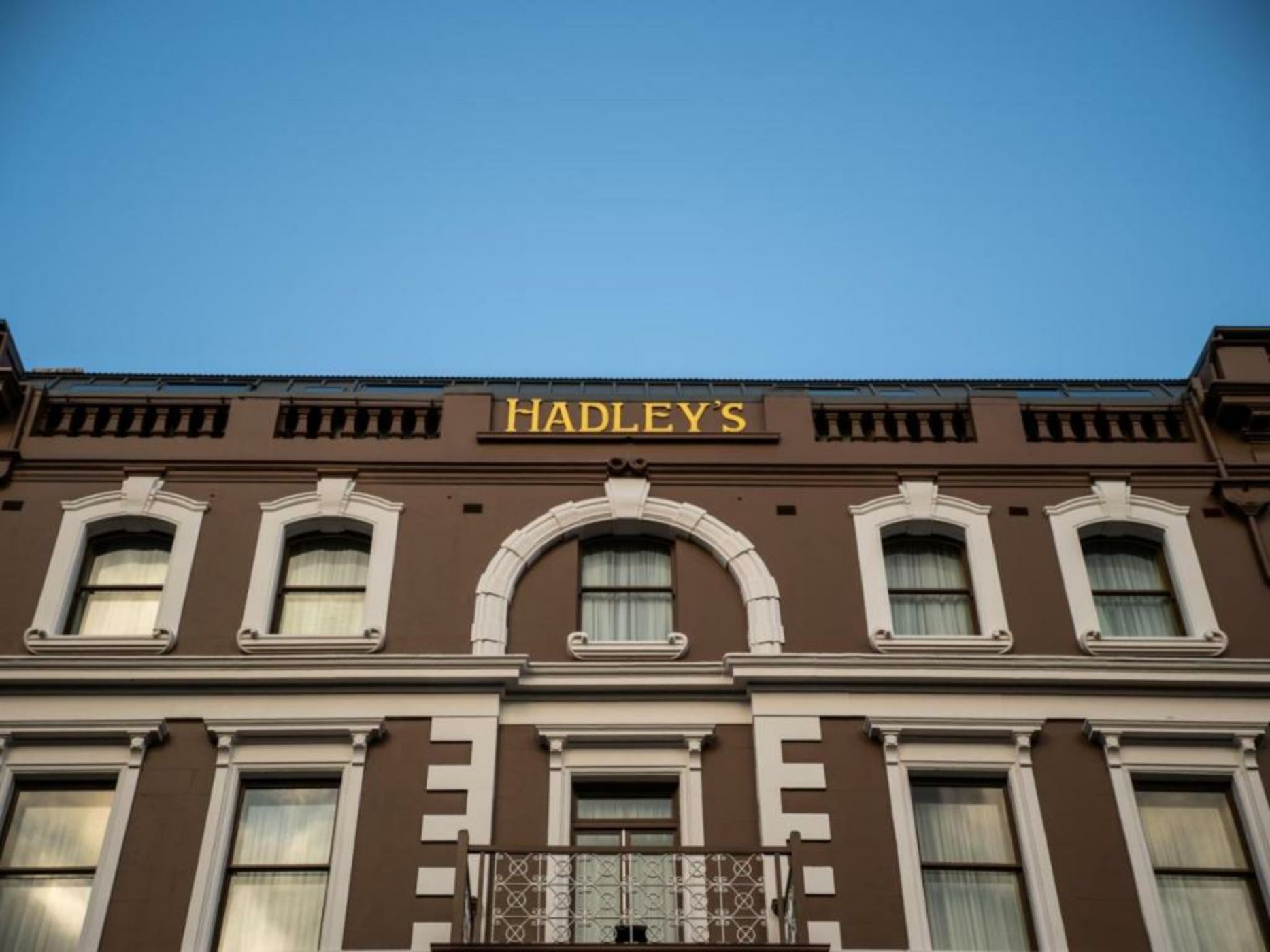 Hadley's Orient Hotel