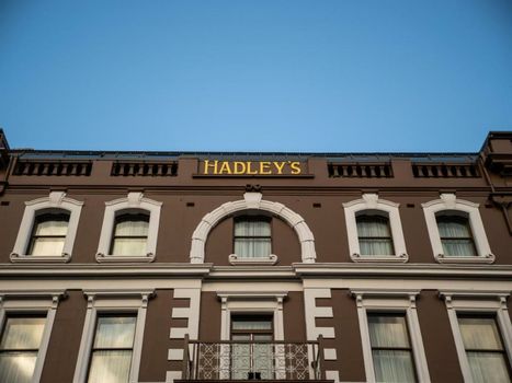 Hadley's Orient Hotel
