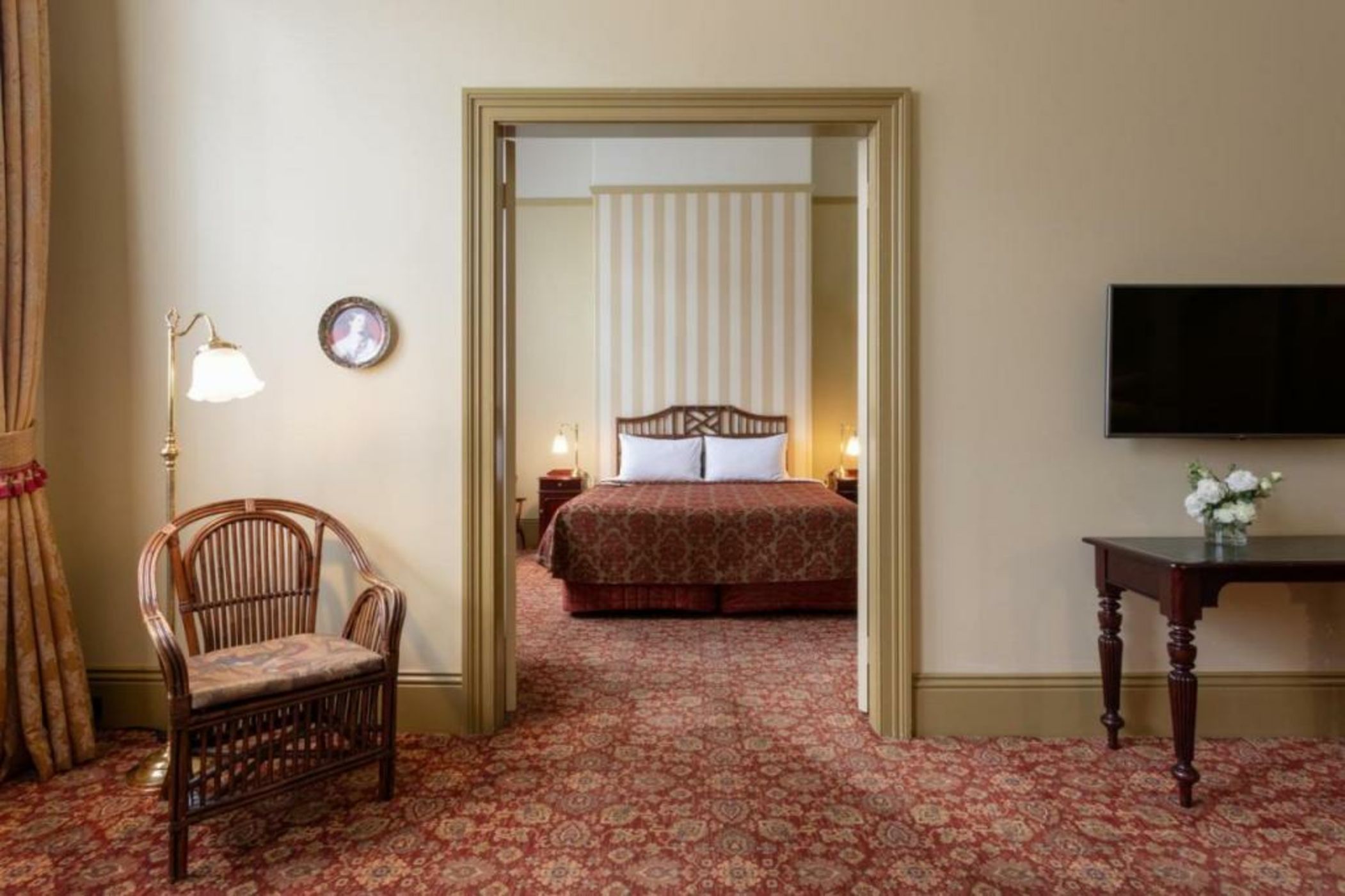 Hadley's Orient Hotel