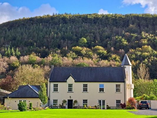 Glangwili Mansion - Luxury 5 star Bed & Breakfast