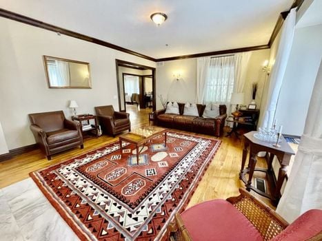 Dartmouth House Inn