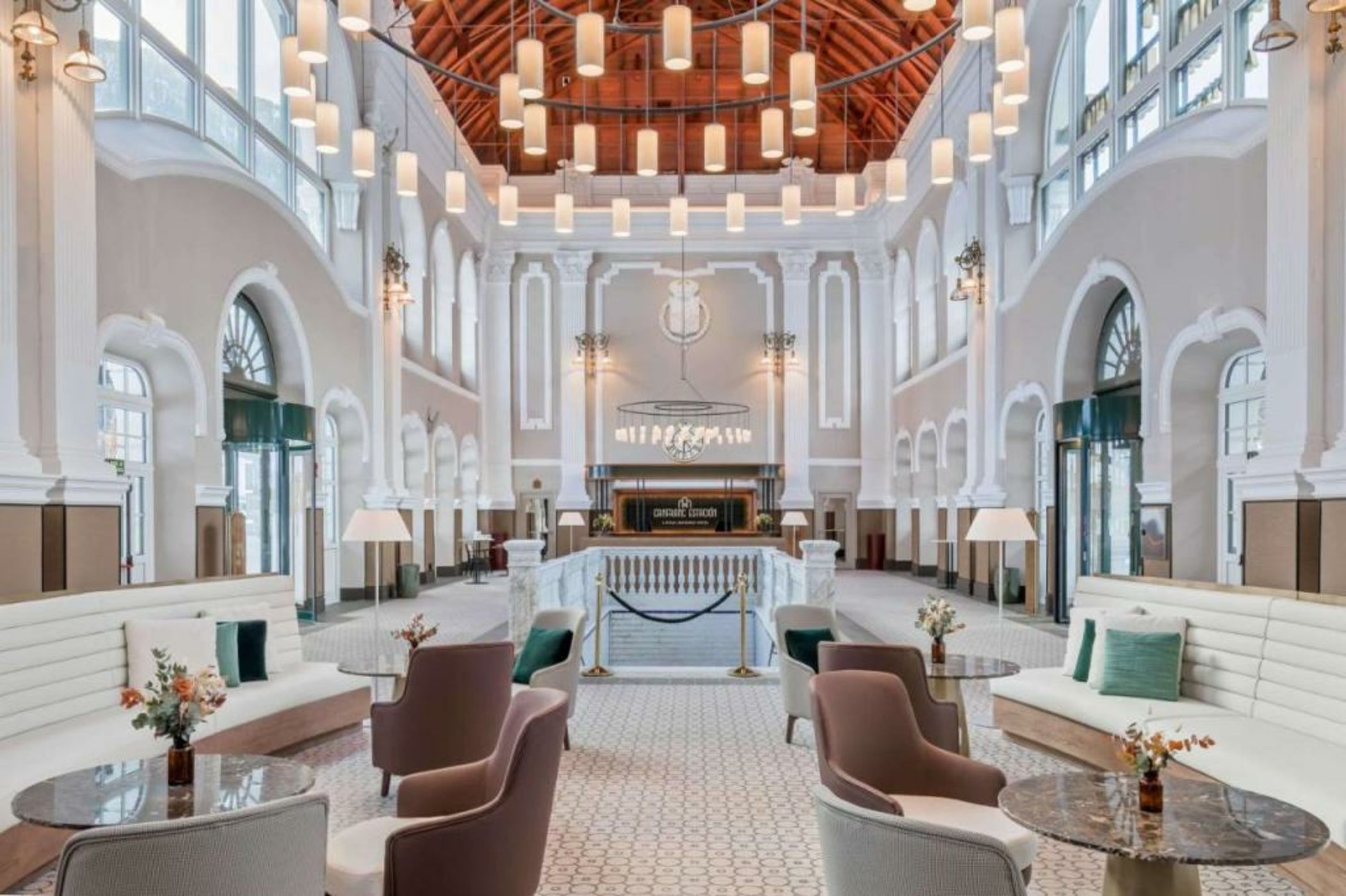 Canfranc Estación, a Royal Hideaway Hotel - Gran Lujo