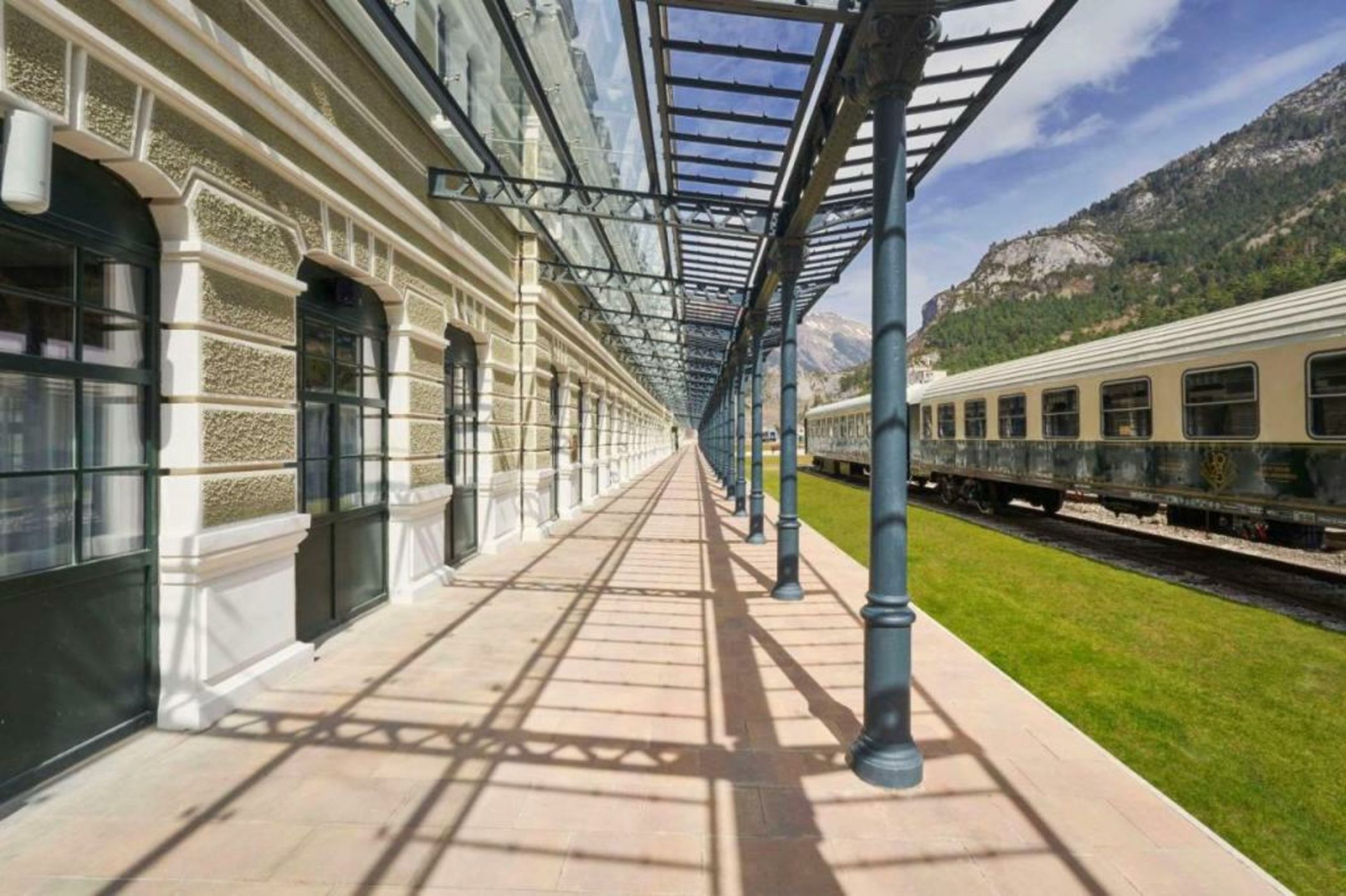 Canfranc Estación, a Royal Hideaway Hotel - Gran Lujo