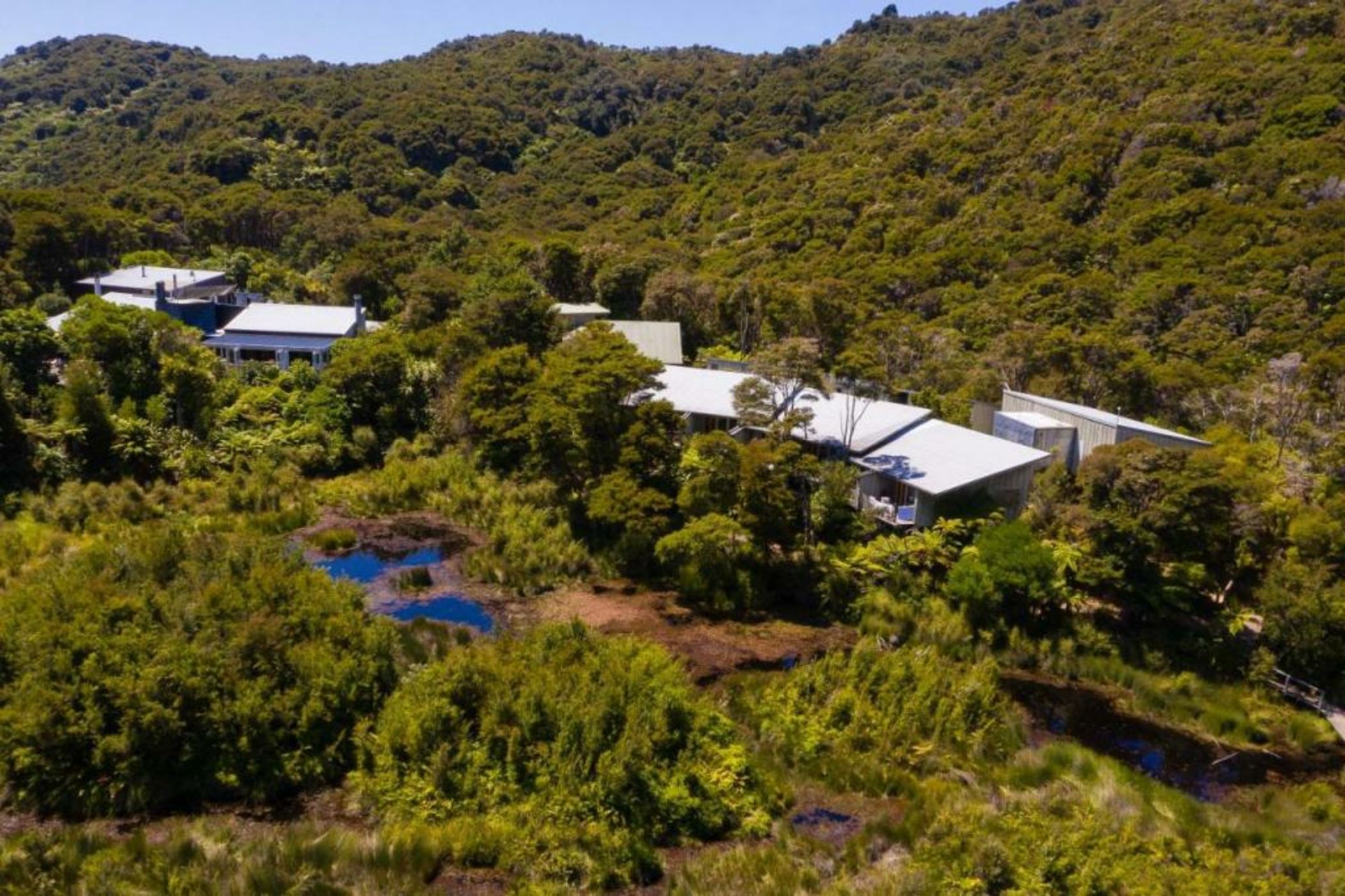 Awaroa Lodge