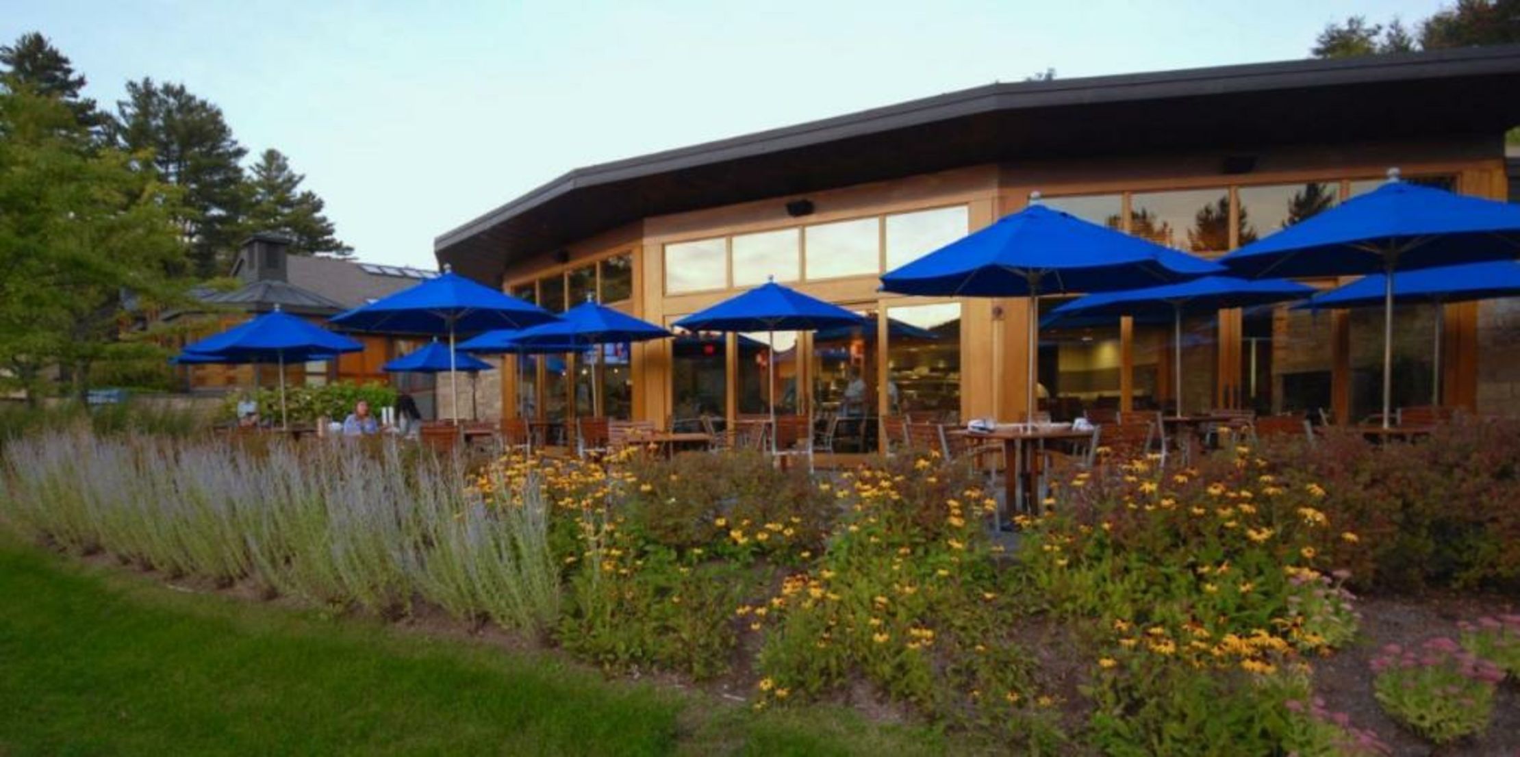 Topnotch Resort
