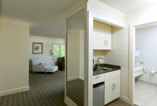 Topnotch Resort